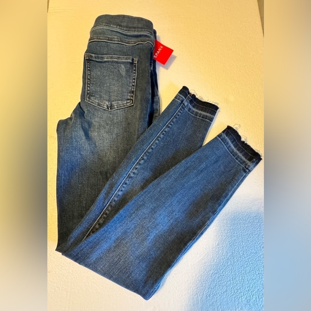 SPANX Dark Blue Distressed Ankle Skinny Jeans Size XS - Picture 14 of 16